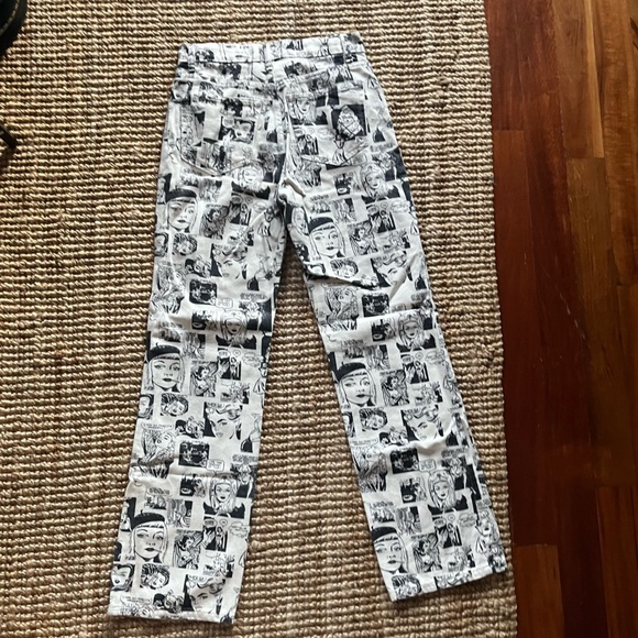 Reformation Newsprint Jeans - Picture 12 of 12